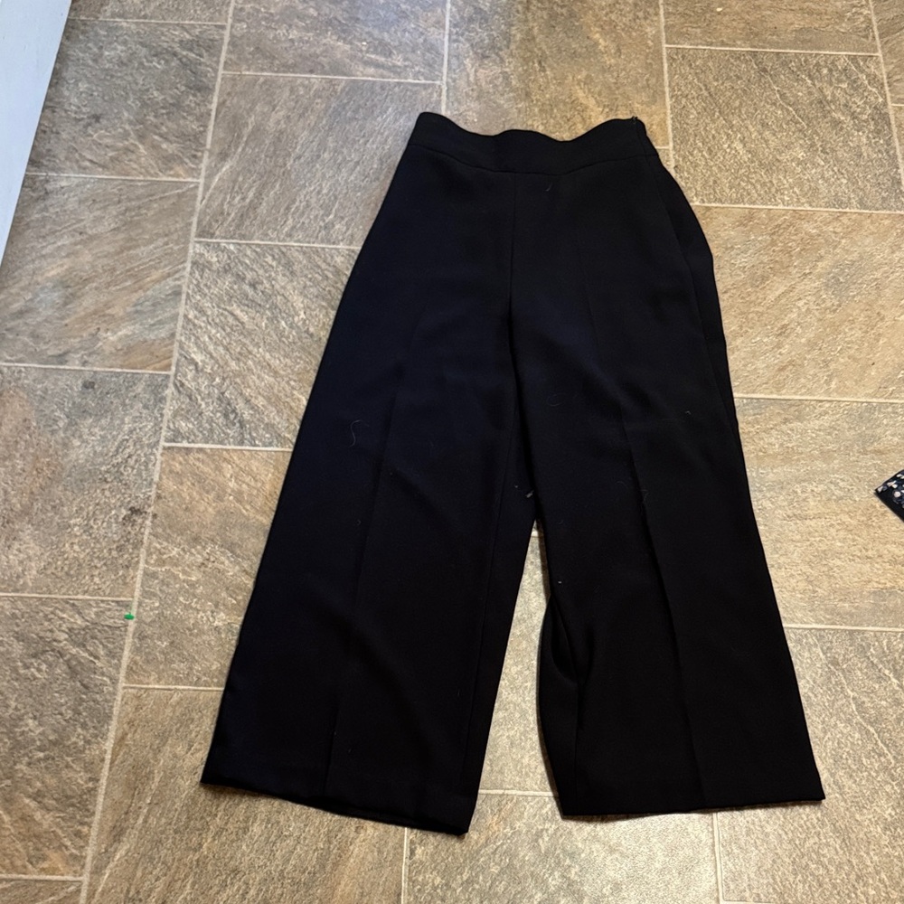 Zara Black Wide-Leg Women's Pants